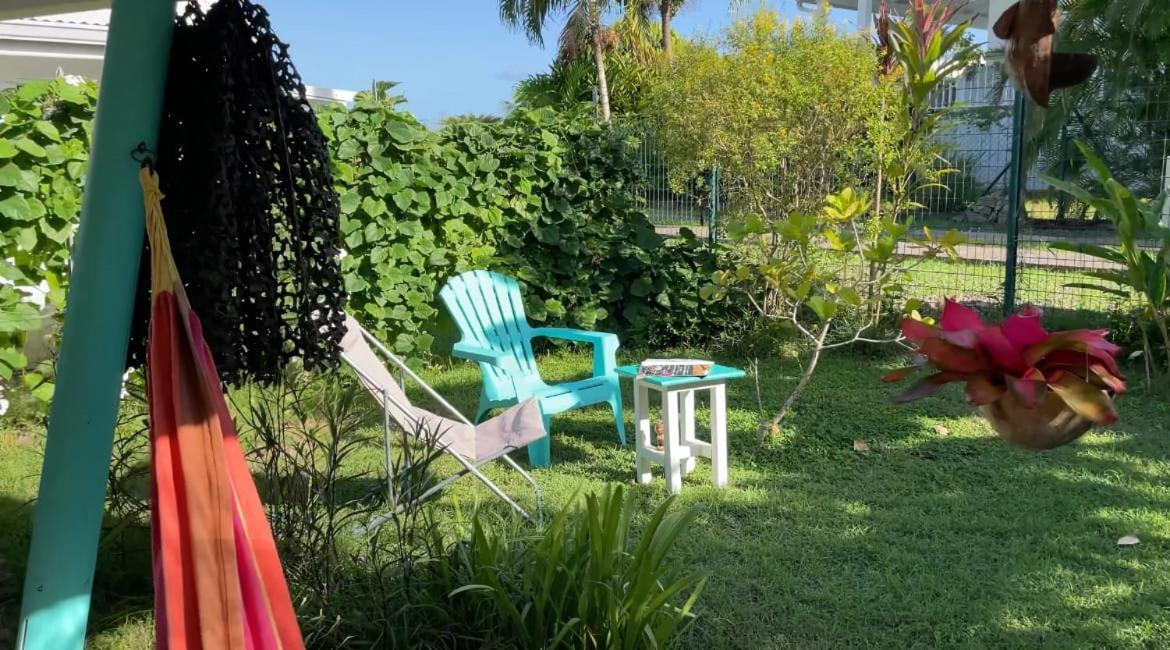 Gite Cajou Dans Jardin Tropical Ventile A Sainte-Anne מראה חיצוני תמונה